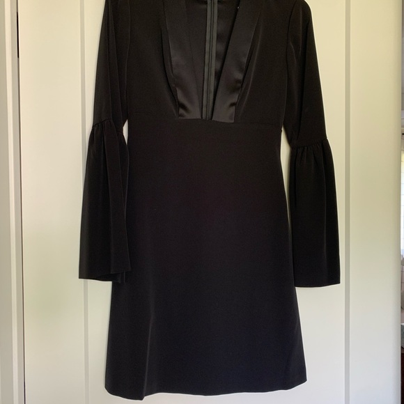 Jill Stuart Women's Deep-V Long-Sleeve Cocktail Dress - Picture 3 of 5